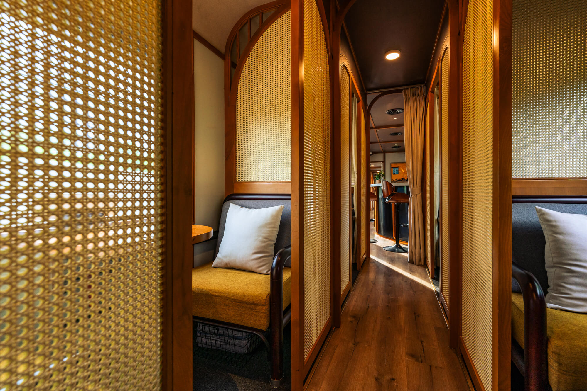 Hospitality photographer takes to the rails for a luxury train journey on the Vietage.